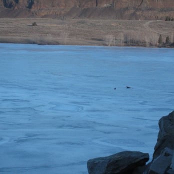 Banks Lake - Iced Banks - Lakes Near Me - Electric City, Washington Banks Lake - Iced Banks - Lakes Near Me - Electric City, Washington