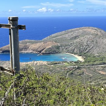 Koko Crater Trail - Top view - Hiking Near Me - Honolulu, Hawaii Koko Crater Trail - Top view - Hiking Near Me - Honolulu, Hawaii