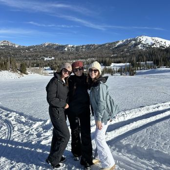 Backcountry Snowmobiling - Photo opportunity at the top of the mountain - Tours Near Me - Coalville, Utah Backcountry Snowmobiling - Photo opportunity at the top of the mountain - Tours Near Me - Coalville, Utah
