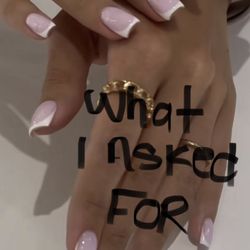 Snappy Nails