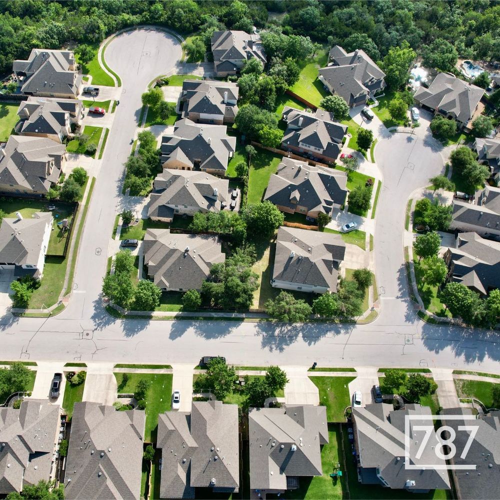 Slide of 787 Construction