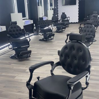 New Moon Barber Studio - Barbers Near Me - Lake Mary, Florida New Moon Barber Studio - Barbers Near Me - Lake Mary, Florida