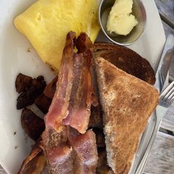 Toast & Eggs - Bacon, scrambled eggs, wheat toast & homefries