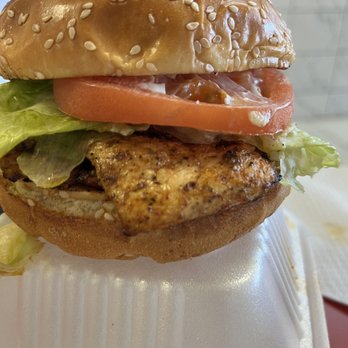 Grill Shack - Cajun Grilled Chicken Sandwich - New American Near Me - Franklin, Wisconsin