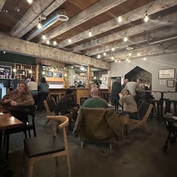 State Street - Inside - Beer Bar Near Me - Tacoma, Washington