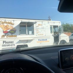 Tamales N’ Salsas