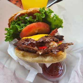 Fat Cheeks Hawaii - Lobster Smash - Sandwiches Near Me - Honolulu, Hawaii Fat Cheeks Hawaii - Lobster Smash - Sandwiches Near Me - Honolulu, Hawaii