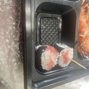 Ootoro Sushi - sushi with a pieces of glass like plastic. - Japanese Near Me - Walnut, California Ootoro Sushi - sushi with a pieces of glass like plastic. - Japanese Near Me - Walnut, California