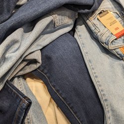 Levi’s Outlet Store