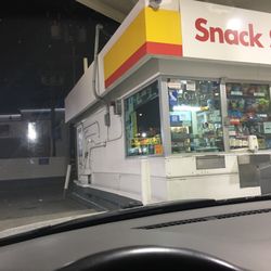 Andy's Shell Service No 2