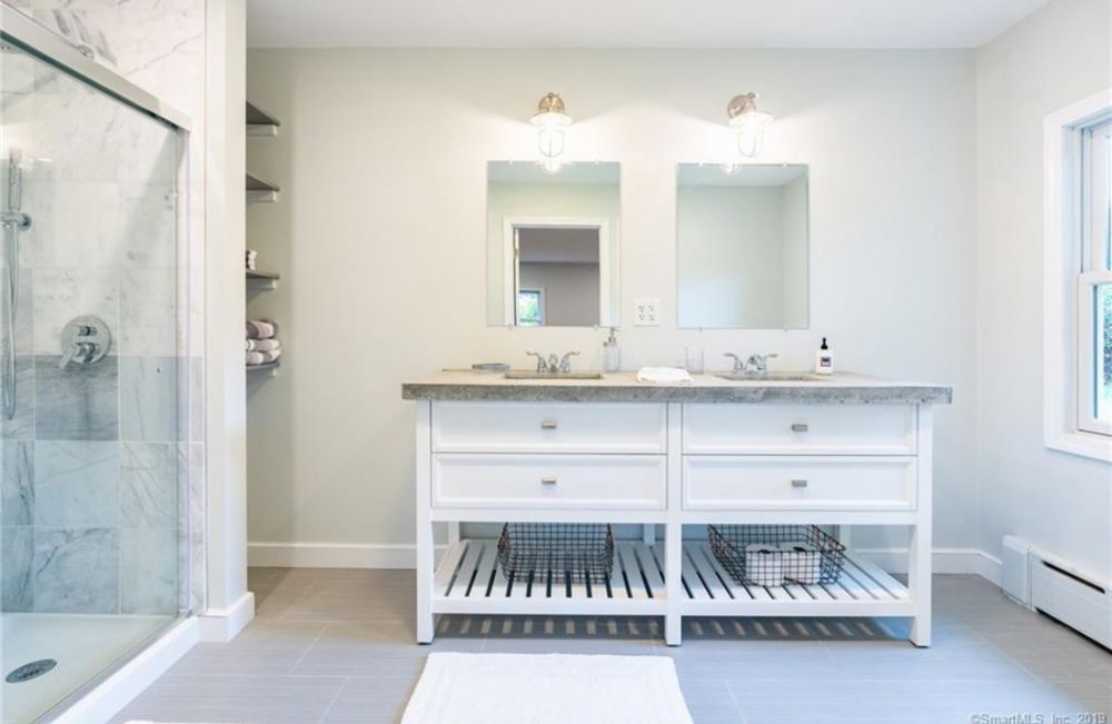 Slide of HDC Construction