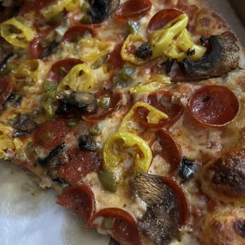 SOLORZANO’S PIZZERIA - Updated July 2024 - 46 Photos & 59 Reviews - 204