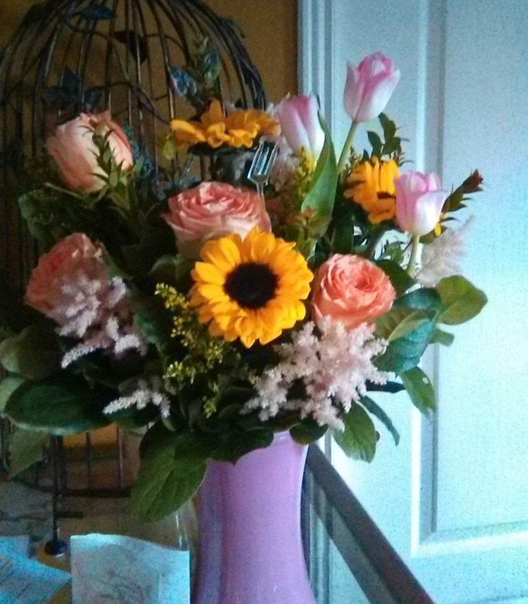 JEWELS FLORAL STUDIO Updated June 2024 336 Silver St, Elko, Nevada