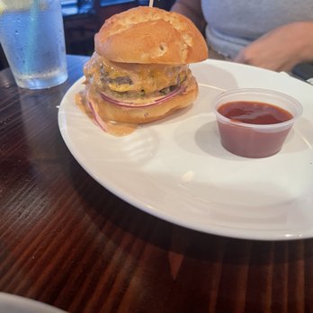 Left Bank Burger Bar - Burgers Near Me - Jersey City, New Jersey