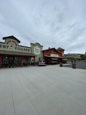 Davison Orchards by null