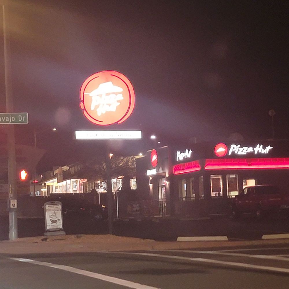 Pizza Hut - Exterior - Pizza Near Me - Page, Arizona Pizza Hut - Exterior - Pizza Near Me - Page, Arizona