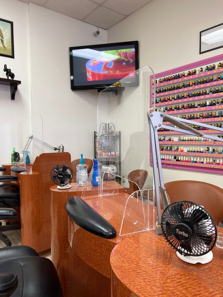 Photos of CLASSIC NAILS Updated August 2024 14 Photos & 21 Reviews