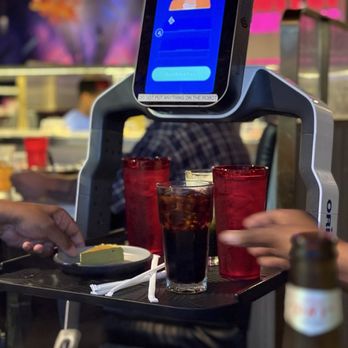 Urban Hot Pot Chesapeake - The robot delivers your drinks to your table - Hot Pot Near Me - Chesapeake, Virginia Urban Hot Pot Chesapeake - The robot delivers your drinks to your table - Hot Pot Near Me - Chesapeake, Virginia