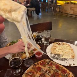 Earth and Stone Wood Fired Pizza - Cheesy bread