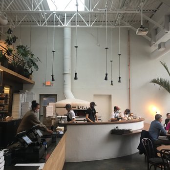 Rosalia Pizza Linden Hills - Kitchen and pizza oven - Pizza Near Me - Minneapolis, Minnesota