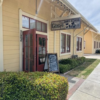Goshi Japanese Restaurant - Sushi Bars Near Me - Paso Robles, California