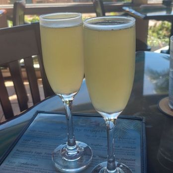 Buzzard's Roost Grill & Pub - Seafood Near Me - Key Largo, Florida