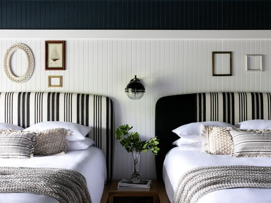 Bluebird Ocean Point Inn by null