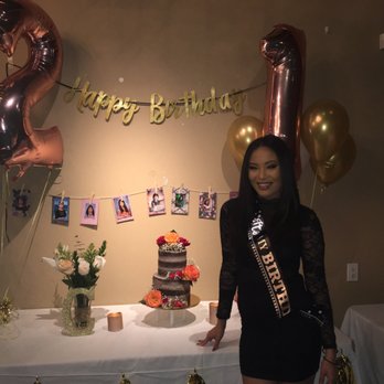 Pinocchio's Pizza - My daughters 21st Birthday - Pizza Near Me - Pasadena, California