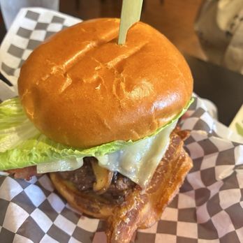 Red Dog Bar / Bistro - Bacon burger - Bars Near Me - Piney Creek, North Carolina