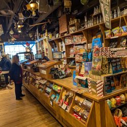 Cracker Barrel Old Country Store