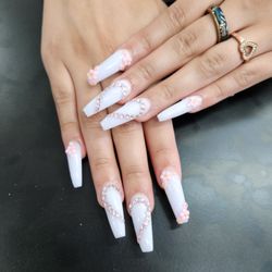 Alluring Nails