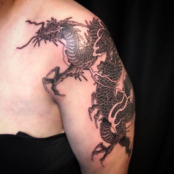 Redtail Tattoo Studio and Gallery - Tattoo Near Me - Cotati, California