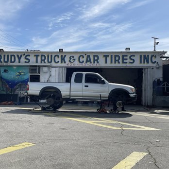 Rudy's Tires - Changing out the rims - Tires Near Me - Baldwin Park, California