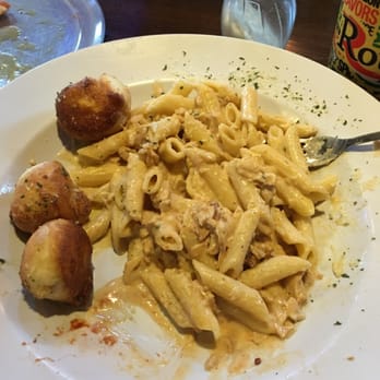 Rotolo's Pizzeria - Chicken Alfredo - Italian Near Me - Walker, Louisiana Rotolo's Pizzeria - Chicken Alfredo - Italian Near Me - Walker, Louisiana