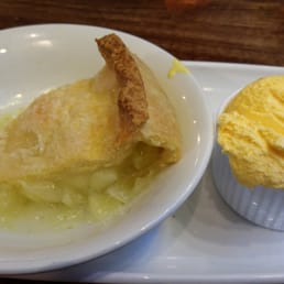 Apple pie and ice cream