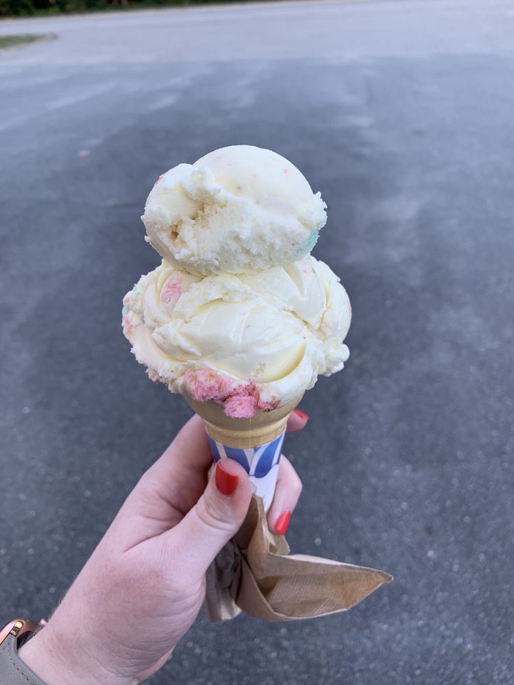 Bayley’s Ice Cream, Scarborough Roadtrippers