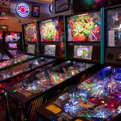Amini's Galleria - Pinball Machines