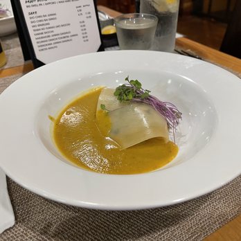 Miyo's Restaurant - Izakaya Near Me - Hilo, Hawaii