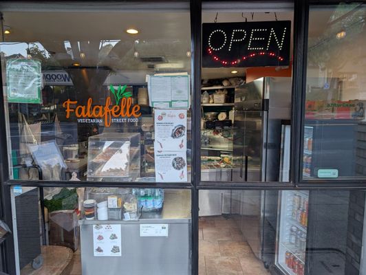 Falafelle by null