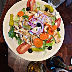 Vito's Pizza & Pasta - Chicken salad