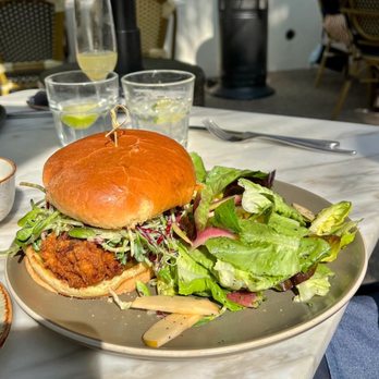 FIG Restaurant - Bars Near Me - Santa Monica, California