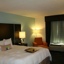 Hampton Inn Shreveport Airport - Guest room
