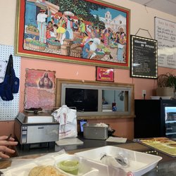 Restaurant Y Panaderia Latina - Mexican food restaurant culture