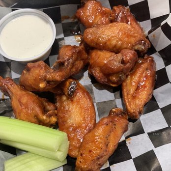 Taphouse Twenty - Traditional wings: sweet chili - Fast Food Near Me - Tomah, Wisconsin Taphouse Twenty - Traditional wings: sweet chili - Fast Food Near Me - Tomah, Wisconsin