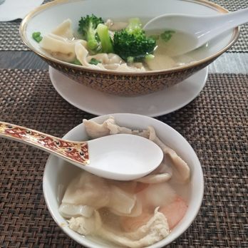 Authentic Thai Kitchen - Shrimp wonton soup. Lemon grass garlic rice plate. Thai tea no boba - Thai Near Me - Phoenix, Arizona