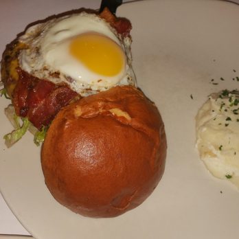 Bonefish Grill - Kobe Beef burger with Garlic mashed potatoes - Seafood Near Me - Troy, Michigan Bonefish Grill - Kobe Beef burger with Garlic mashed potatoes - Seafood Near Me - Troy, Michigan