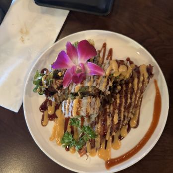 Sushi Yoko - Thai coconut roll - Japanese Near Me - Gardena, California