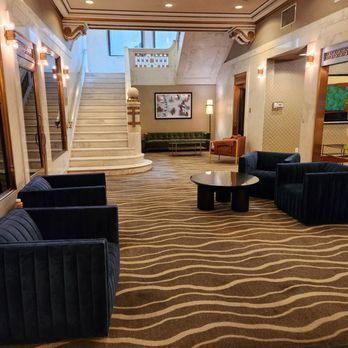 Club Quarters Hotel Wacker at Michigan, Chicago - Lobby - Hotels Near Me - Chicago, Illinois Club Quarters Hotel Wacker at Michigan, Chicago - Lobby - Hotels Near Me - Chicago, Illinois