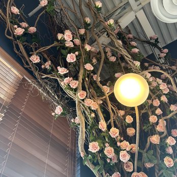 Little Hen - Decor - Breakfast & Brunch Near Me - Weston, Florida