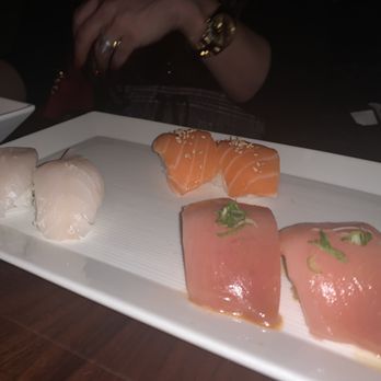 SUGARFISH | Flatiron - Yellowtail, Salmon, Sea Bass - Sushi Bars Near Me - New York, New York